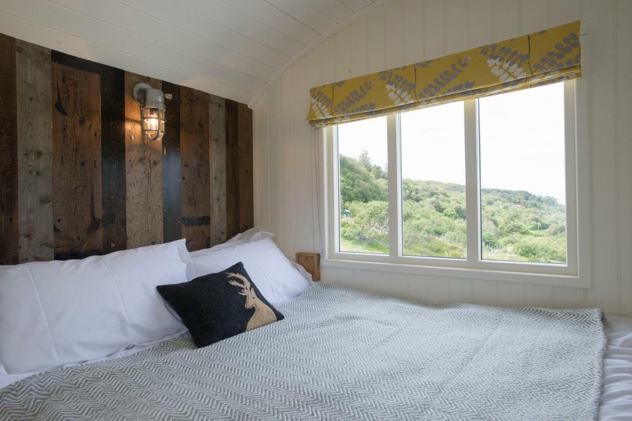 West Coast Hideaways Villa Nedd Ngoại thất bức ảnh